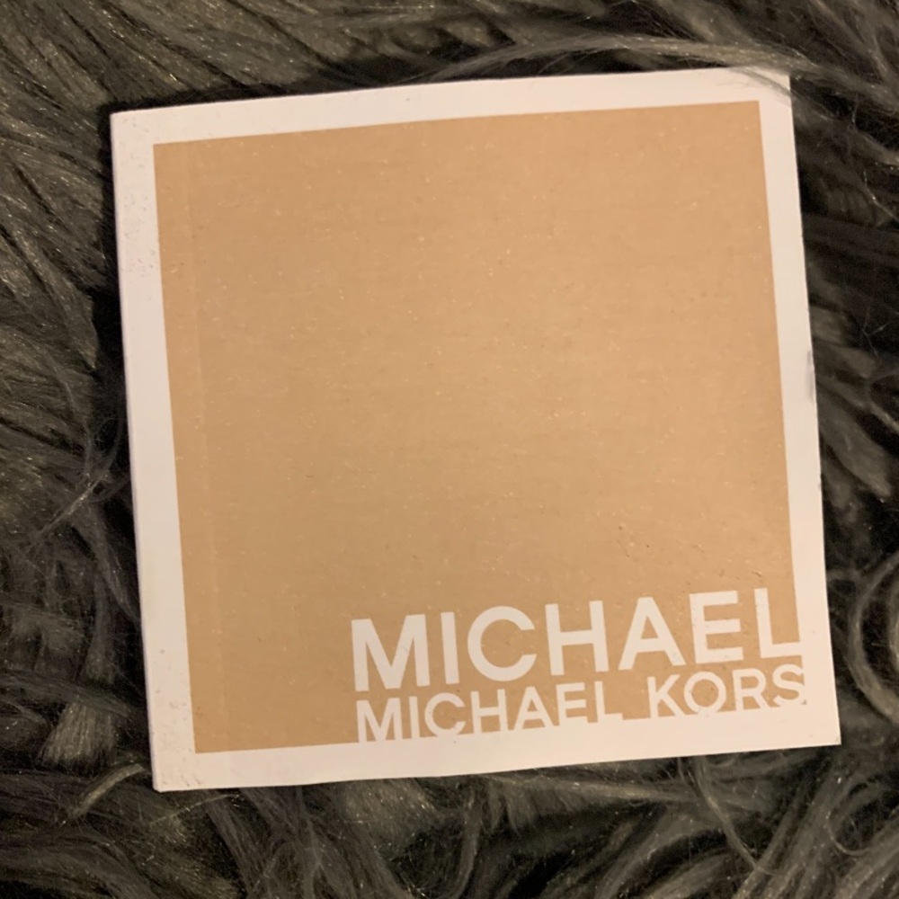 MICHAEL KORS ROSE GOLD WATCH - Picture 8 of 8